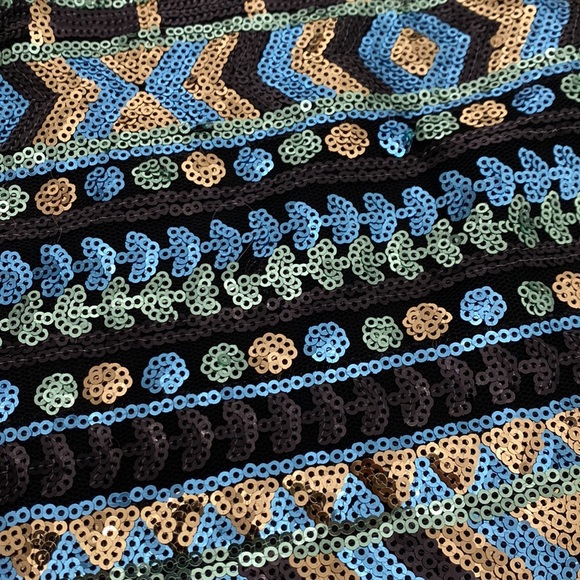 Tobi Ladies Sequin Geometric Mini Skirt - Small - Picture 4 of 8